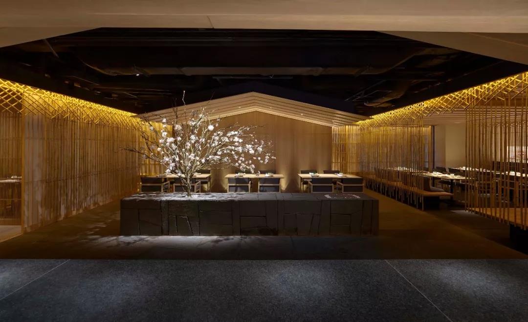 現(xiàn)代混搭風(fēng)餐廳設(shè)計：多元融合，個性綻放